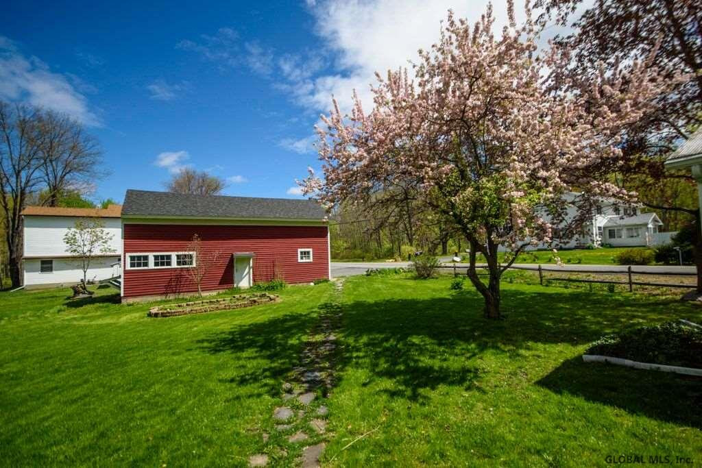 34 Vischer Ferry Road Clifton Park, NY 12148 - Photo 4 of 23 Photo 4