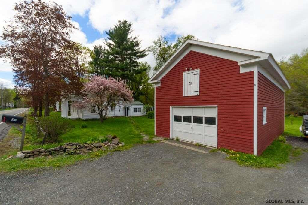 34 Vischer Ferry Road Clifton Park, NY 12148 - Photo 5 of 23 Photo 5