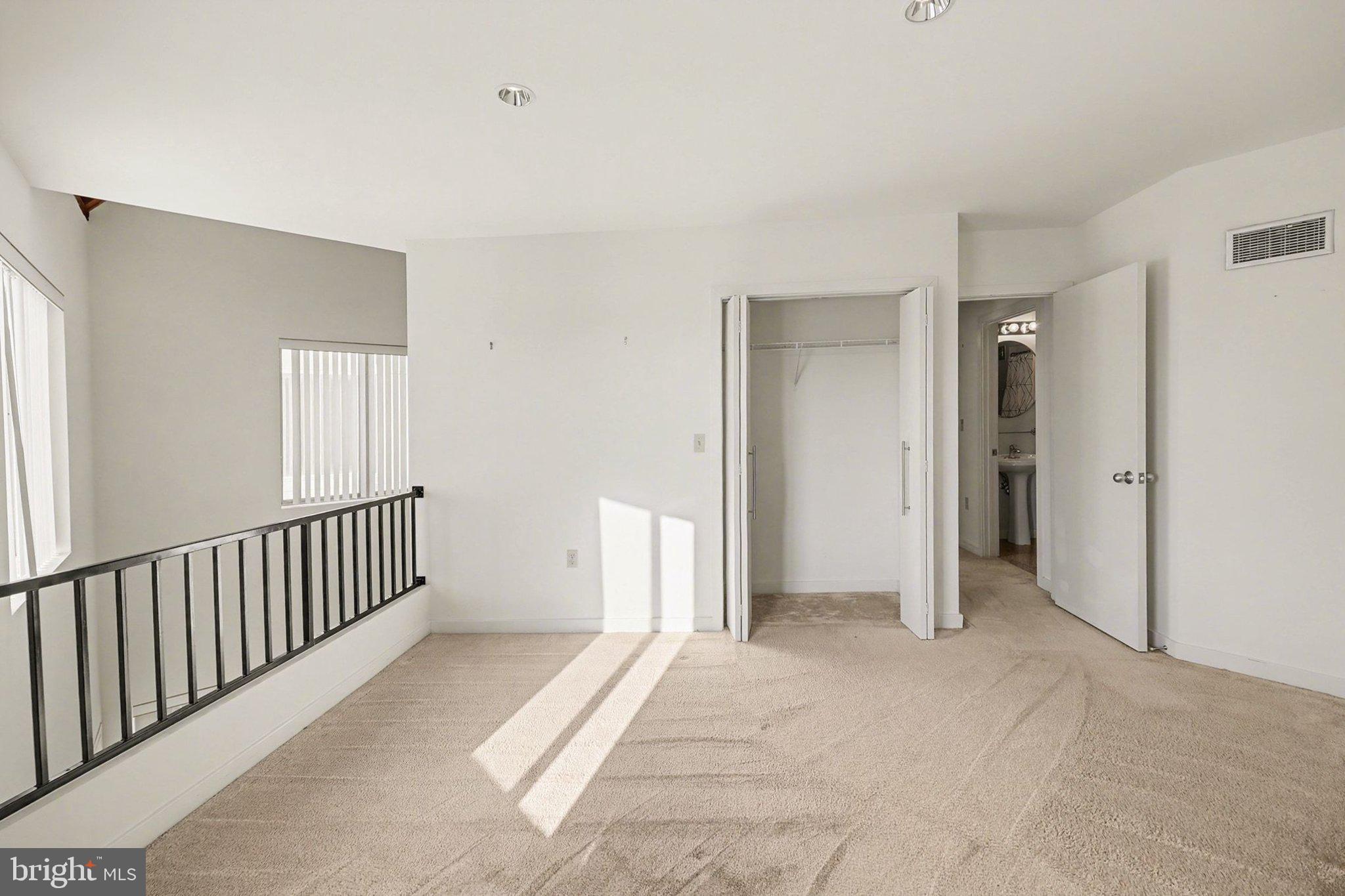 112 Blue Ridge Circle Harrisburg, PA 17110 - Photo 27 of 36 2nd Floor - Bedroom and Closet