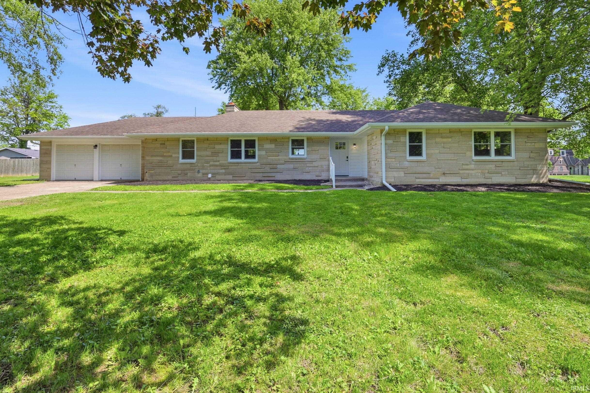 1600 West Red Maple Road Muncie, IN 47303 - Photo 1 of 24