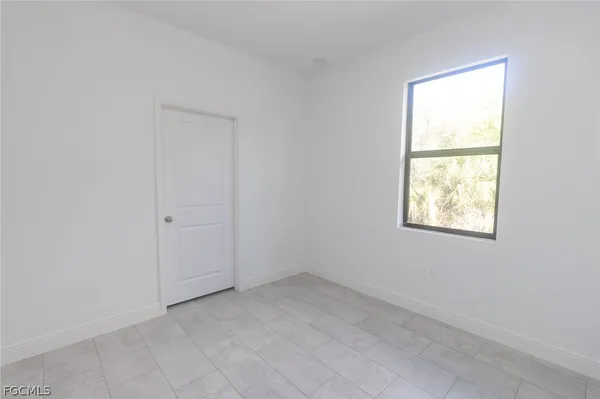 $2,000 | 9041 Lamkin Circle, LaBelle, FL 33935