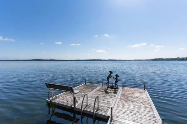 $2,365,000 | 2807 Government Point Road Northeast, Alexandria, MN 56308