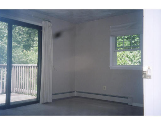 598 Flat Hill Road Lunenburg, MA 01462 - Photo 11 of 17 Gallery Image 11
