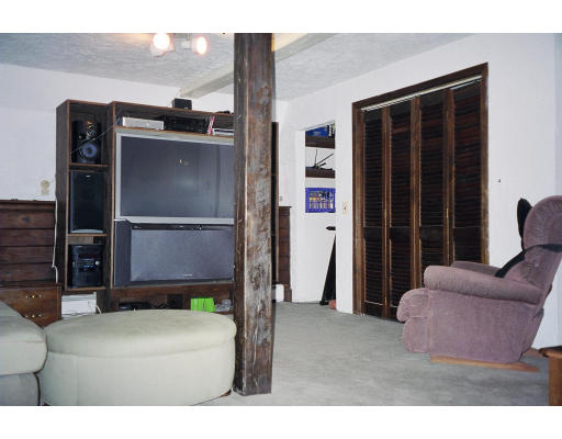 598 Flat Hill Road Lunenburg, MA 01462 - Photo 15 of 17 Gallery Image 15