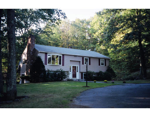 598 Flat Hill Road Lunenburg, MA 01462 - Photo 2 of 17 Gallery Image 2