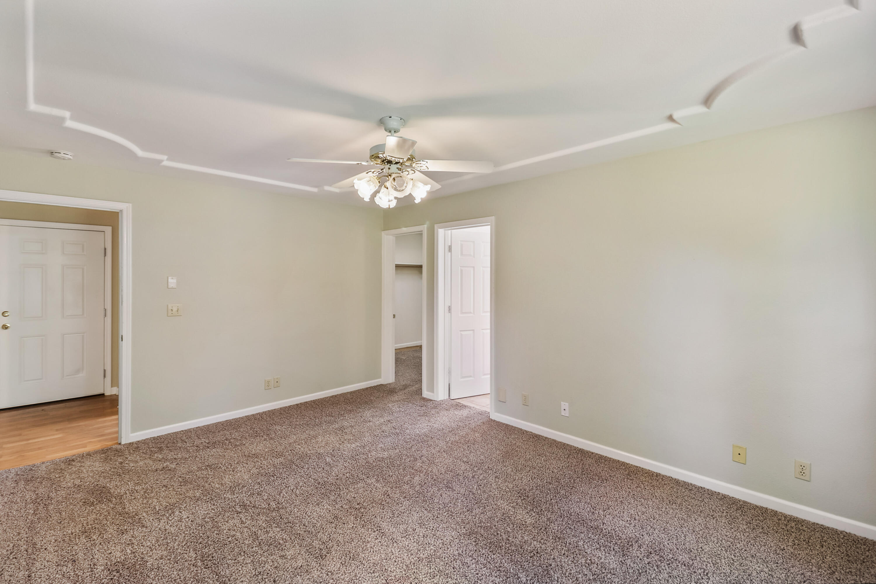 4420 Brittany Drive Redding, CA 96002 - Photo 17 of 31 IMG_1020