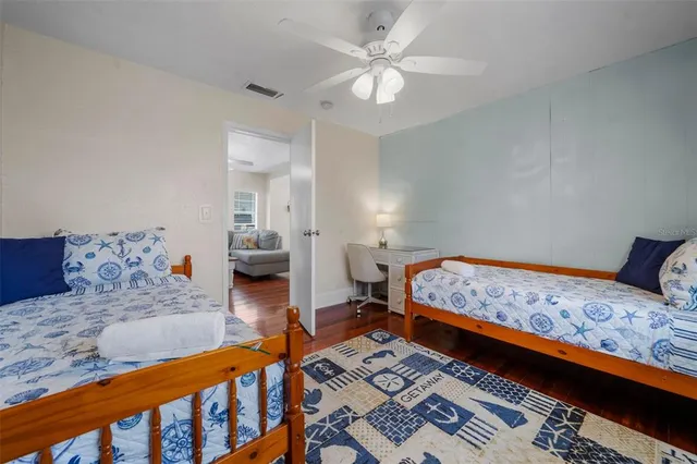 $1,525,000 | 3018 Gulf Drive, Holmes Beach, FL 34217