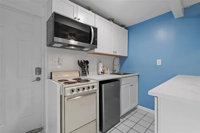 $1,525,000 | 3018 Gulf Drive, Holmes Beach, FL 34217