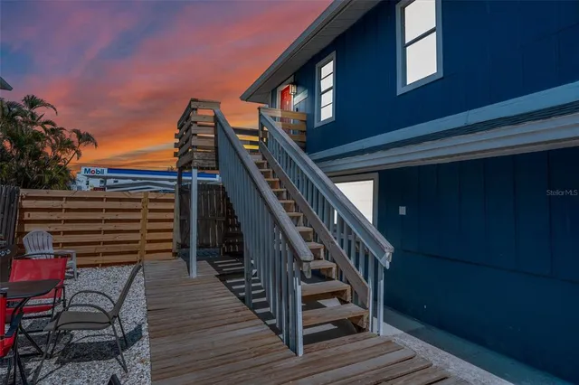 $1,525,000 | 3018 Gulf Drive, Holmes Beach, FL 34217