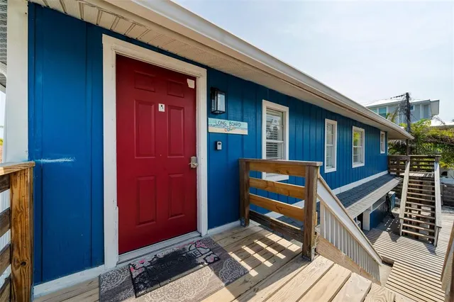 $1,525,000 | 3018 Gulf Drive, Holmes Beach, FL 34217