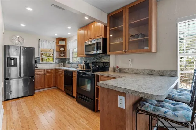 $1,525,000 | 3018 Gulf Drive, Holmes Beach, FL 34217