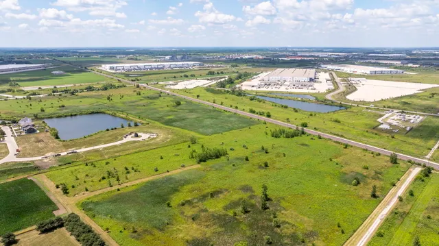 a view of an ocean beach