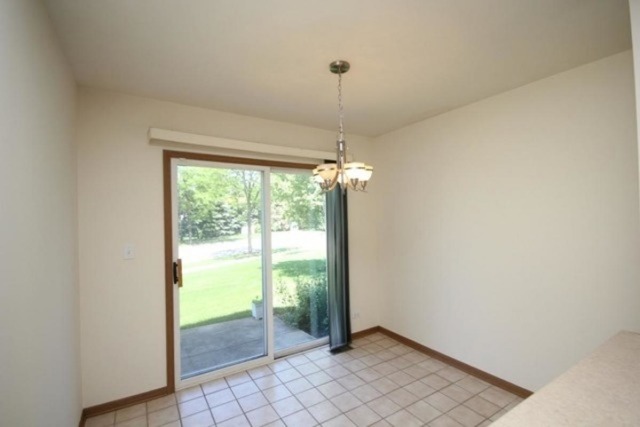 190 Cheviot Court Roselle, IL 60172 - Photo 12 of 25