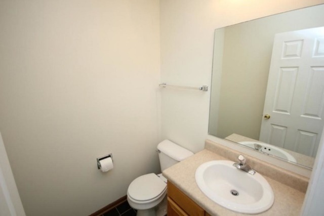 190 Cheviot Court Roselle, IL 60172 - Photo 14 of 25