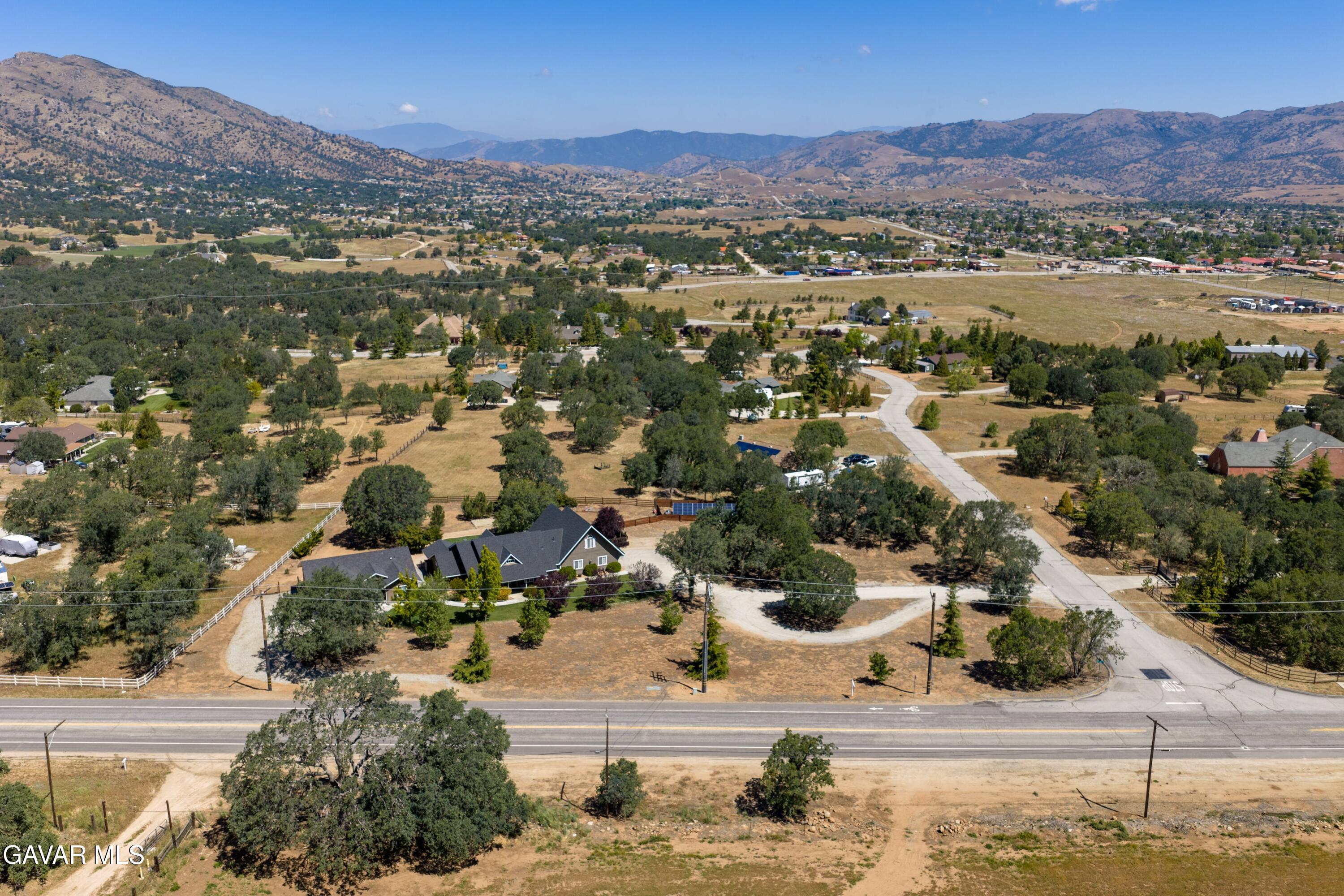 20761 Schout Road Tehachapi, CA 93561 - Photo 54 of 54 10-DJI_20260429112317_0025_D-HDR