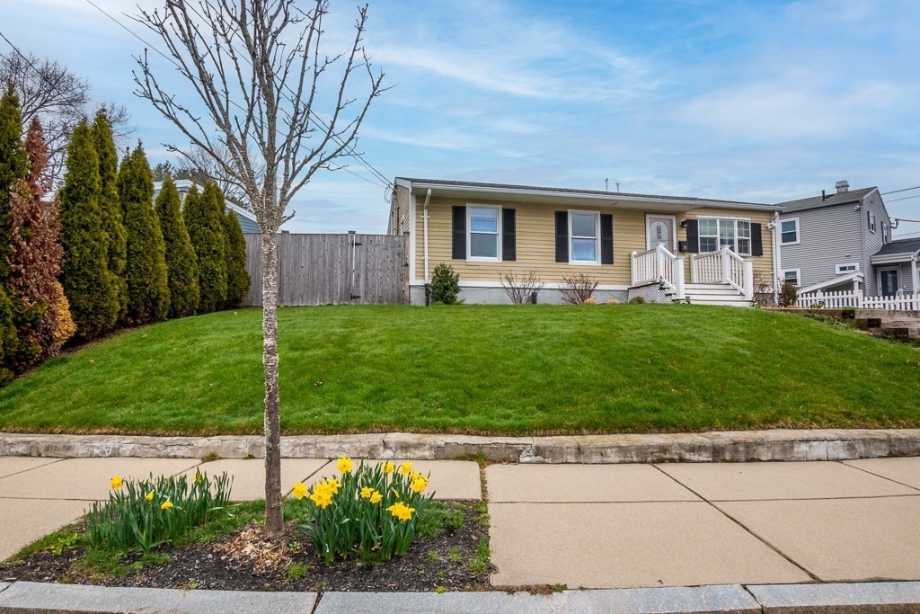 89 Northdale Road Boston, MA 02132 - Photo 4 of 38 Gallery Image 4