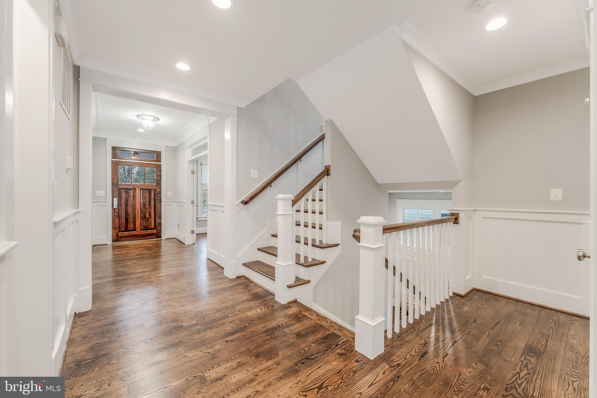 6805 Lumsden Street McLean, VA 22101 - Photo 9 of 123