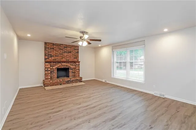 $2,185 | 930 Josela Court, Leavenworth, KS 66048