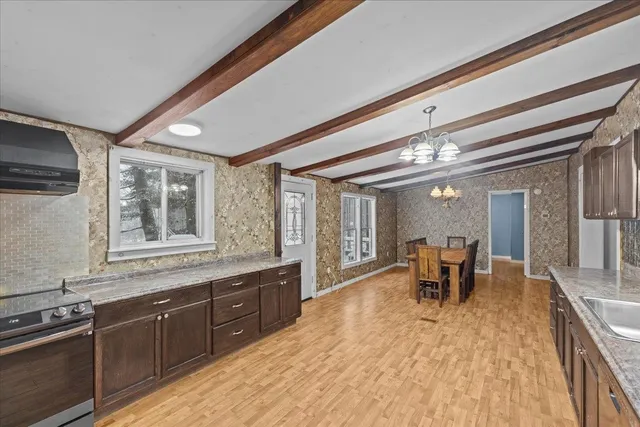 $329,000 | 52 School House Hill Road, Middlebury, VT 05753