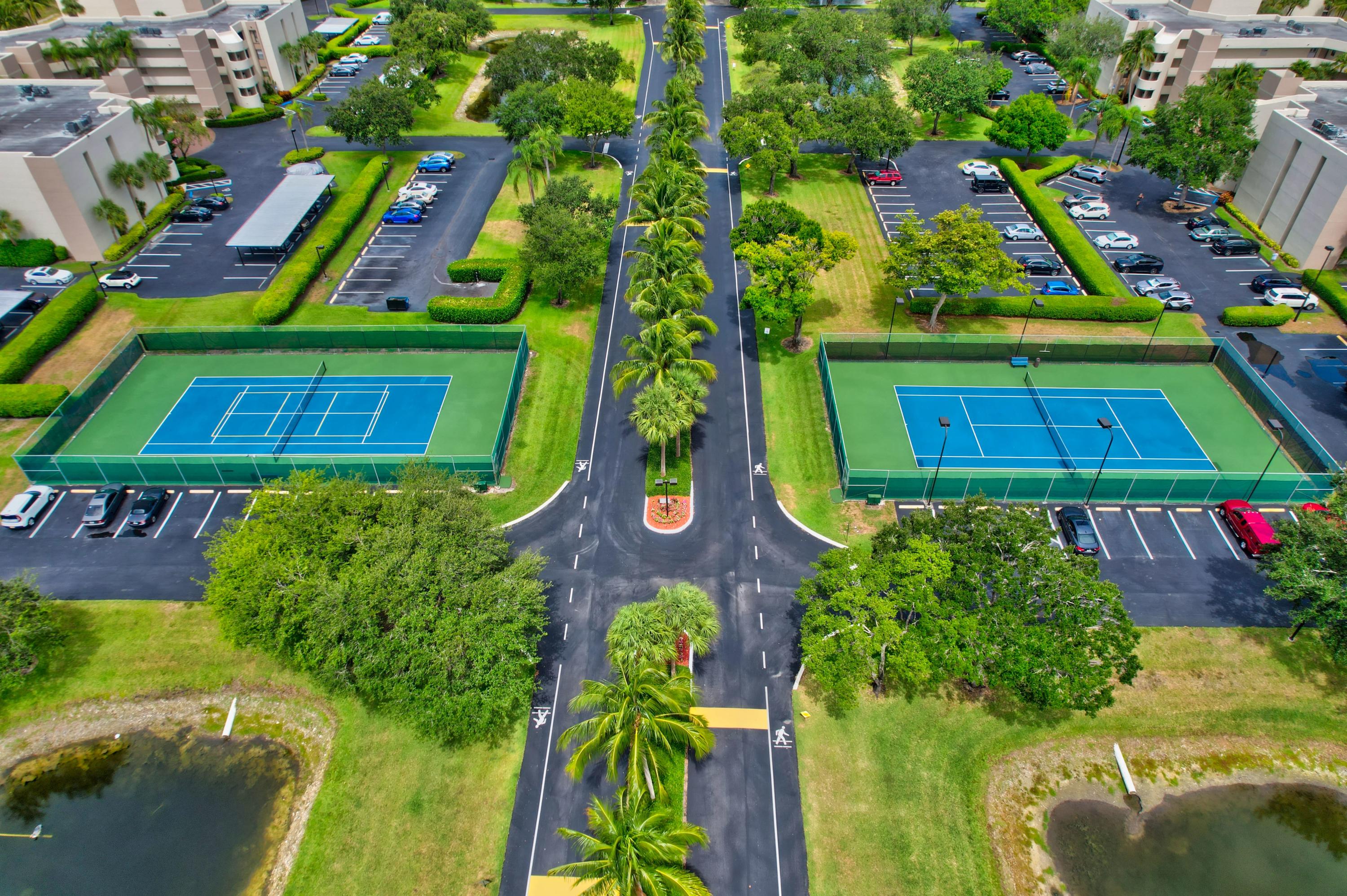 5701 Camino Del Sol, Unit 206 Boca Raton, FL 33433 - Photo 34 of 38 TENNIS COURTS