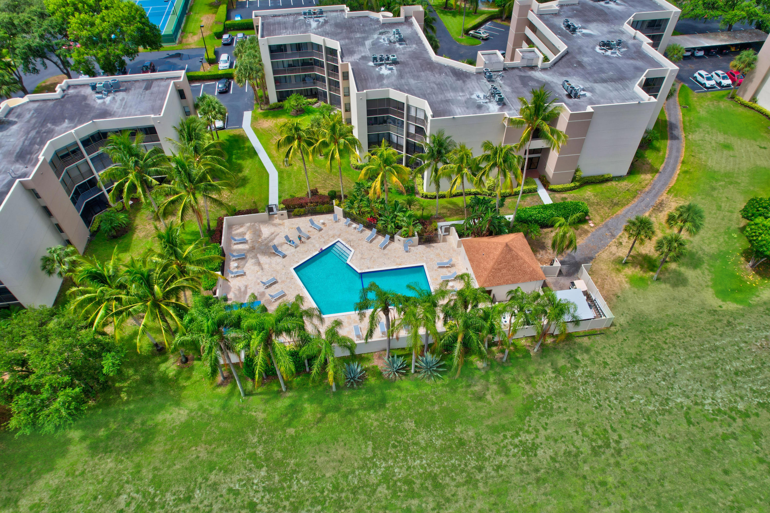 5701 Camino Del Sol, Unit 206 Boca Raton, FL 33433 - Photo 38 of 38 COMMUNITY POOL