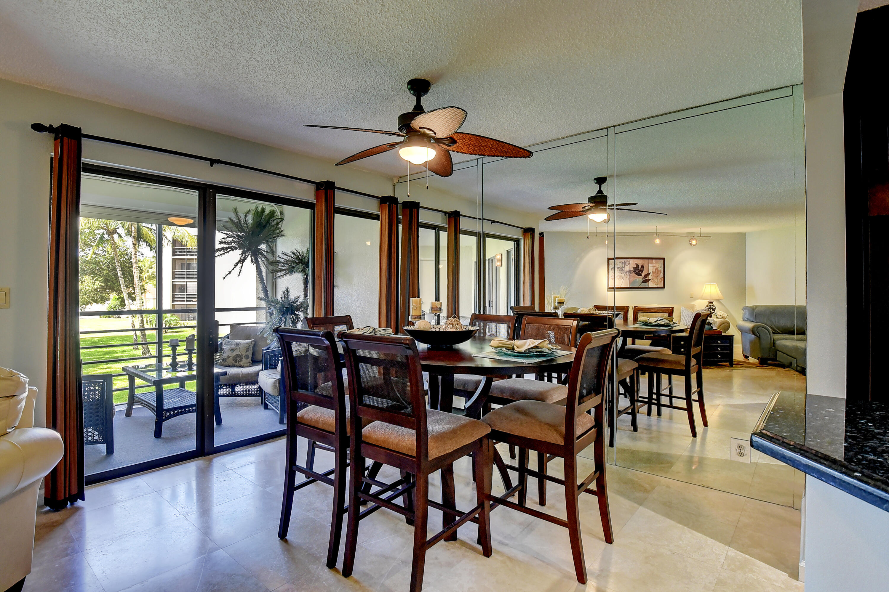 5701 Camino Del Sol, Unit 206 Boca Raton, FL 33433 - Photo 9 of 38 DINING ROOM
