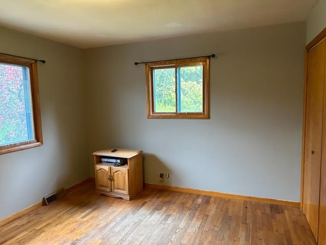460 West River Road Mount Pleasant, MI 48858 - Photo 2 of 12