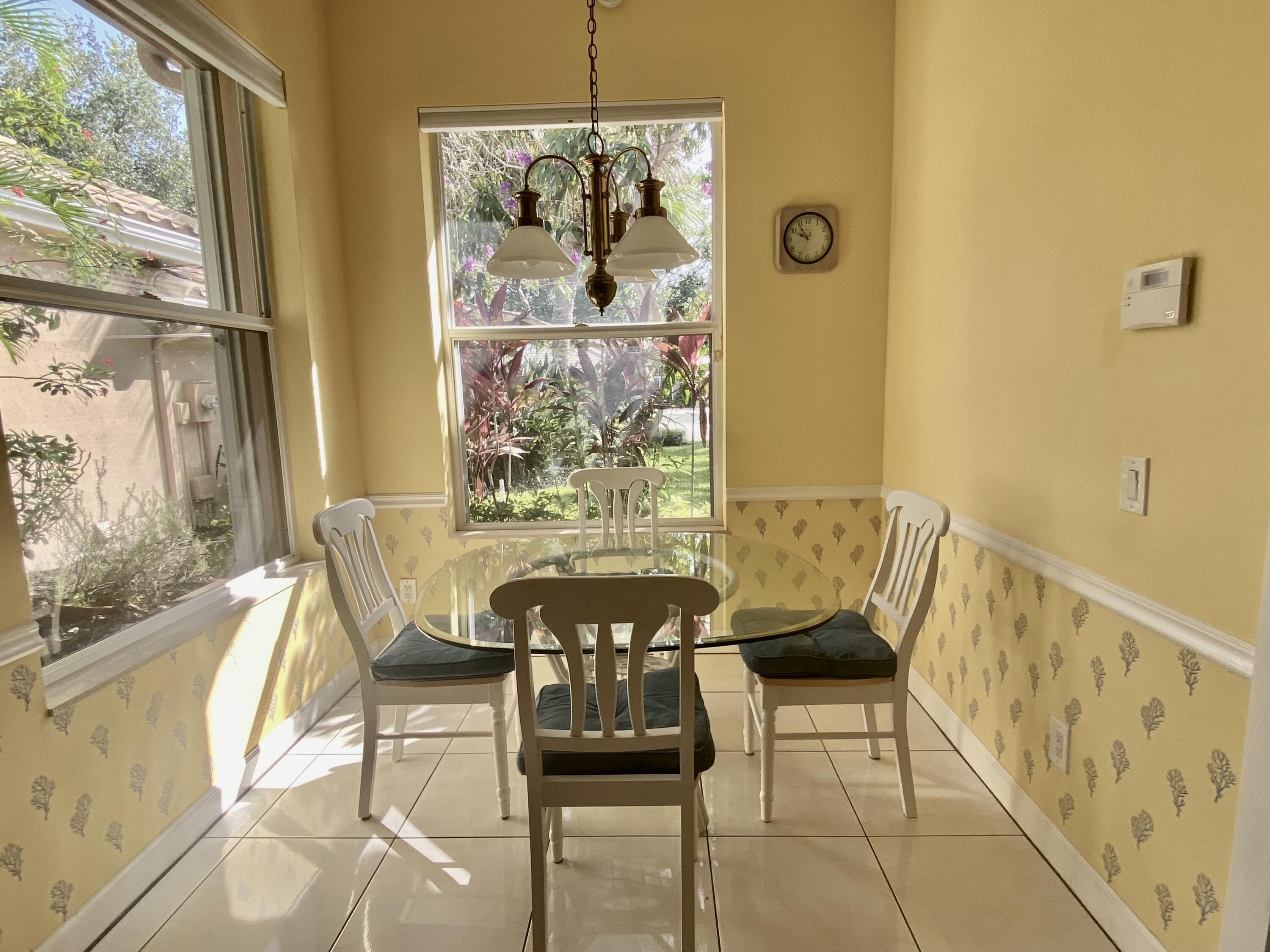 135 East Hampton Way Jupiter, FL 33458 - Photo 12 of 33 KITCHEN DINING