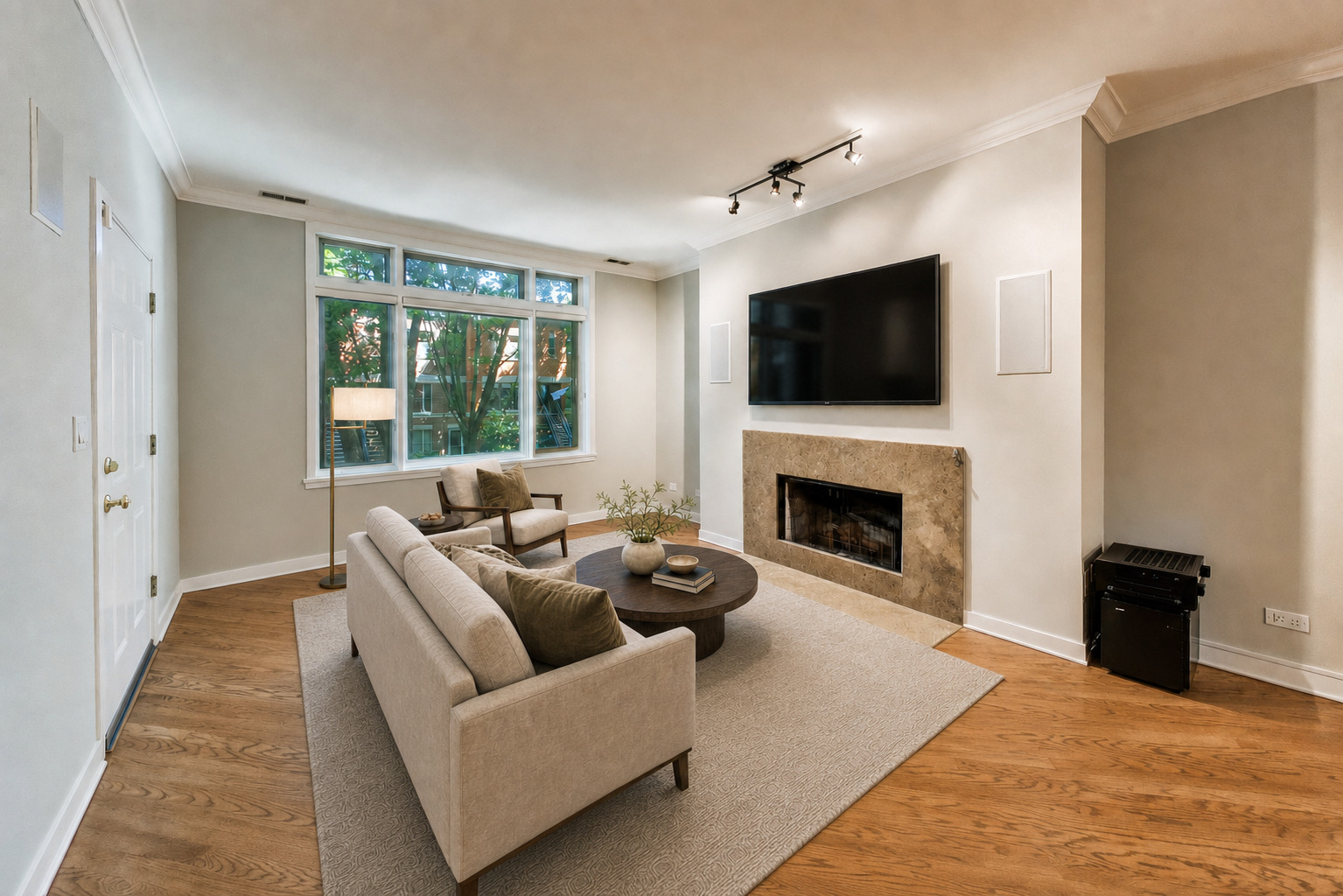 1355 West Fillmore Street, Unit B Chicago, IL 60607 - Photo 4 of 27