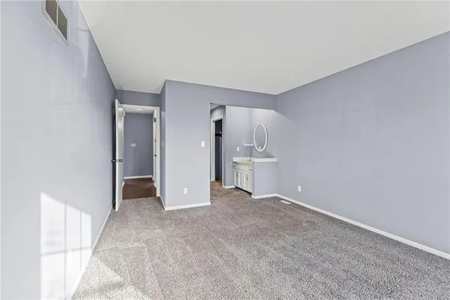 $235,000 | 1422 La Chateau Drive, Liberty, MO 64068