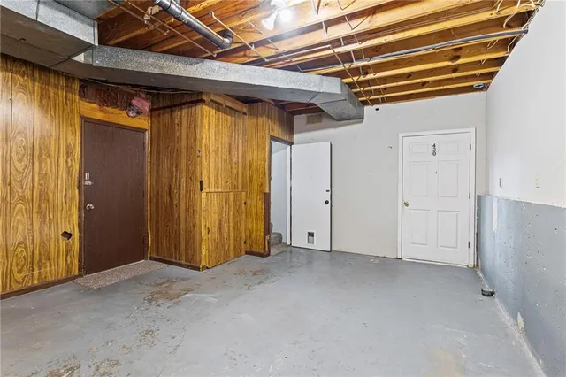 $230,000 | 1422 La Chateau Drive, Liberty, MO 64068