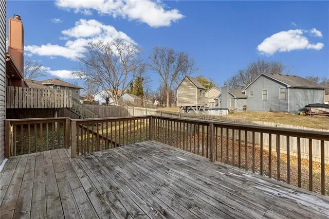 $235,000 | 1422 La Chateau Drive, Liberty, MO 64068