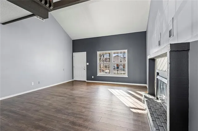 $235,000 | 1422 La Chateau Drive, Liberty, MO 64068