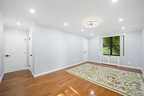 $619,000 | 75-34 Bell Boulevard, Unit LF | Astoria