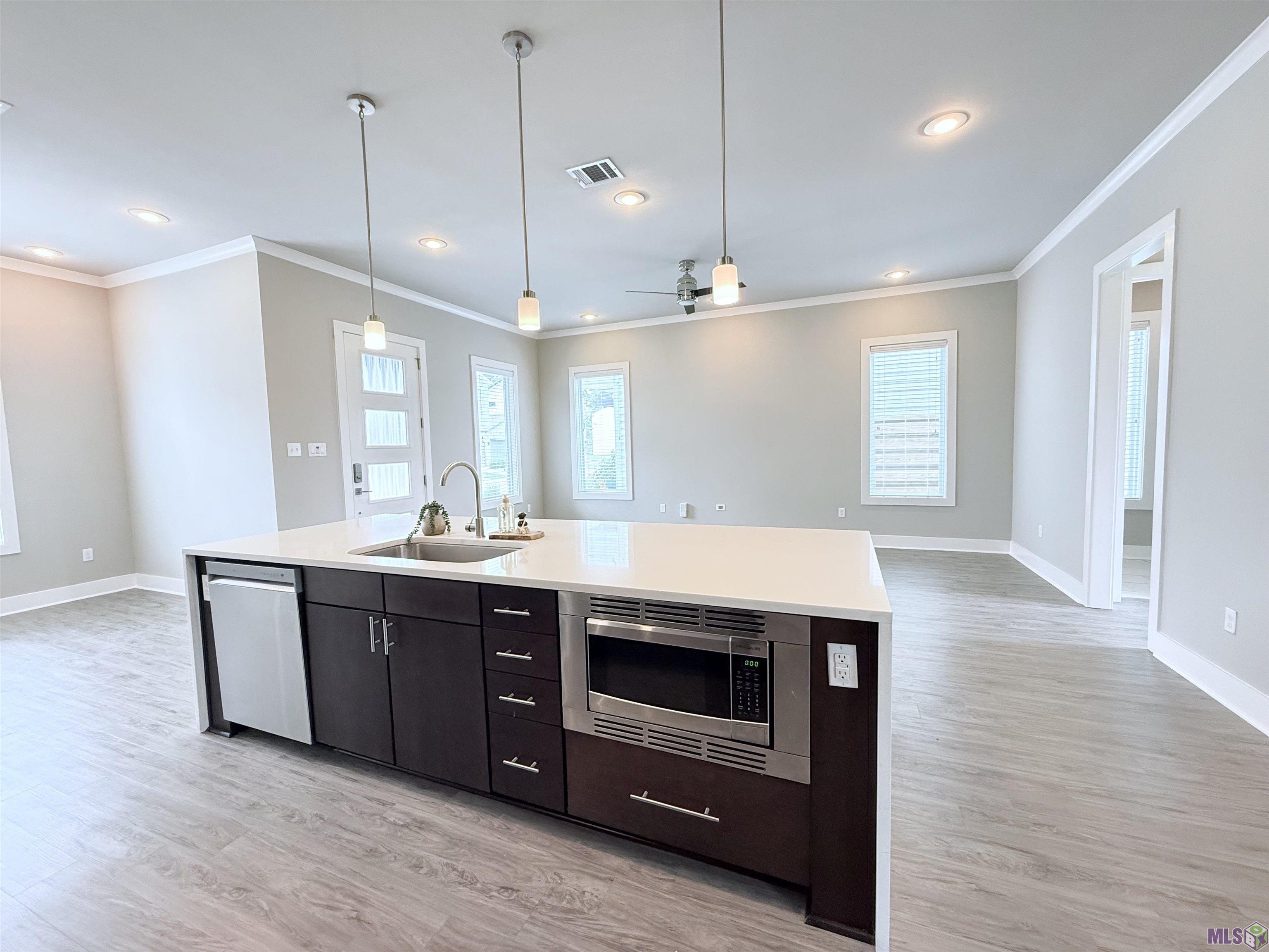 7131 Kodiak Drive Baton Rouge, LA 70810 - Photo 2 of 33