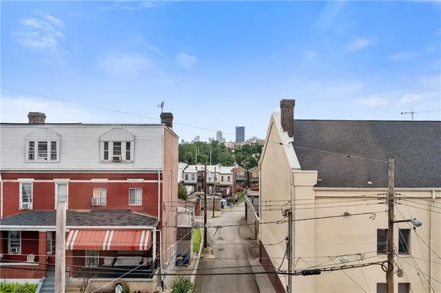 a view of house with a outdoor space
