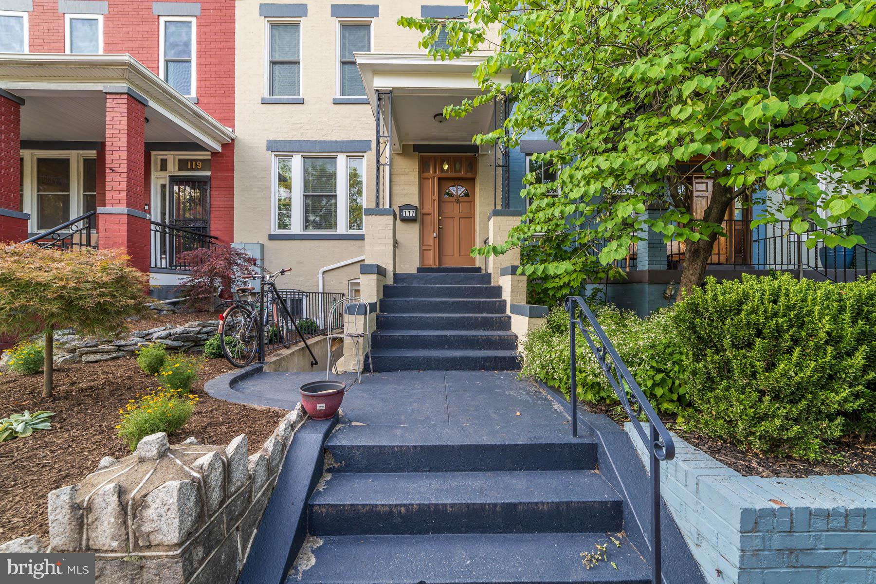 117 R Street Northwest Washington, DC 20001 - Photo 2 of 45 Welcome Home!