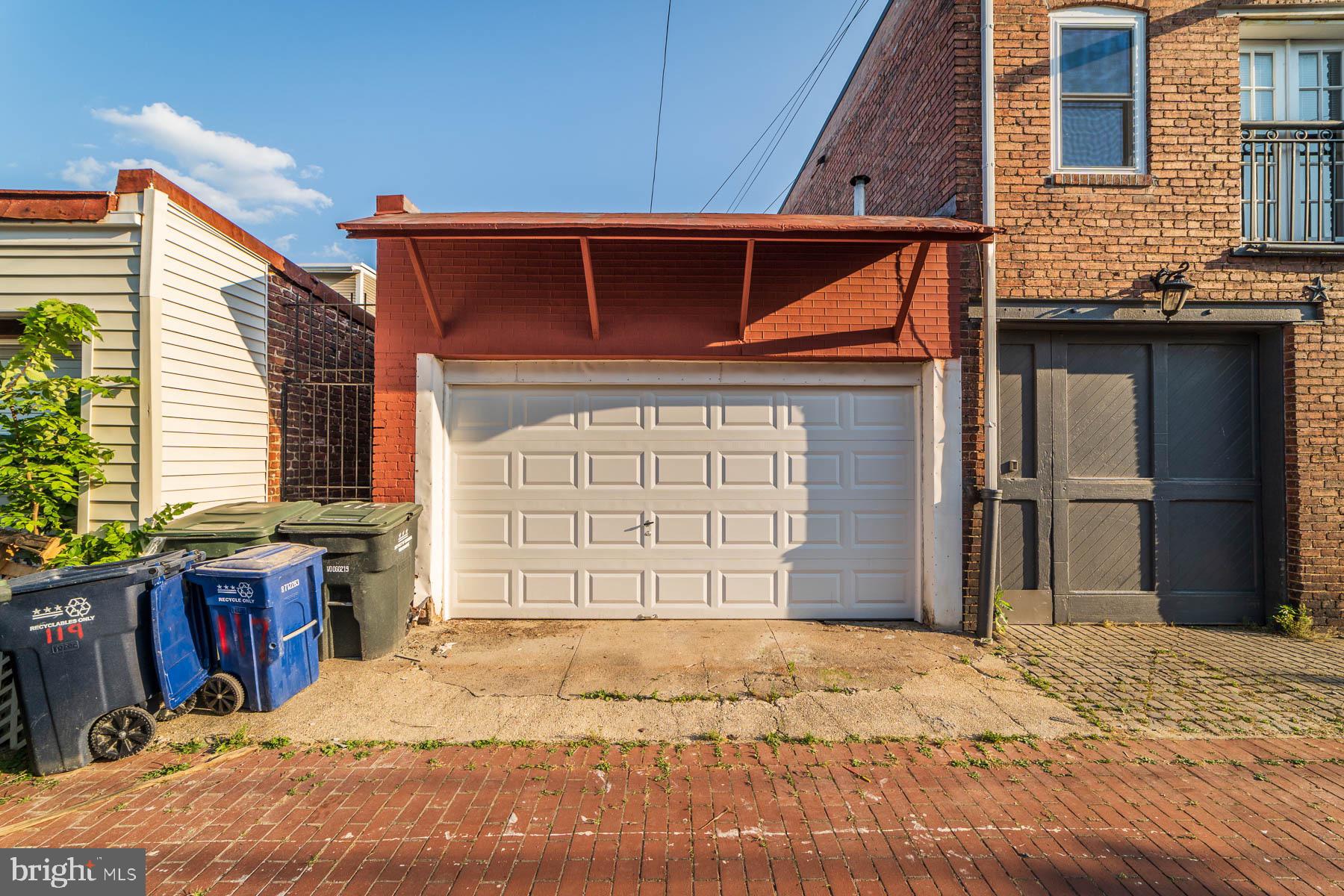 117 R Street Northwest Washington, DC 20001 - Photo 34 of 45 Detached 2 car garage