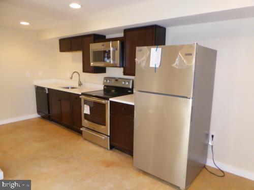 117 R Street Northwest Washington, DC 20001 - Photo 37 of 45 Basement Apartment Kitchen