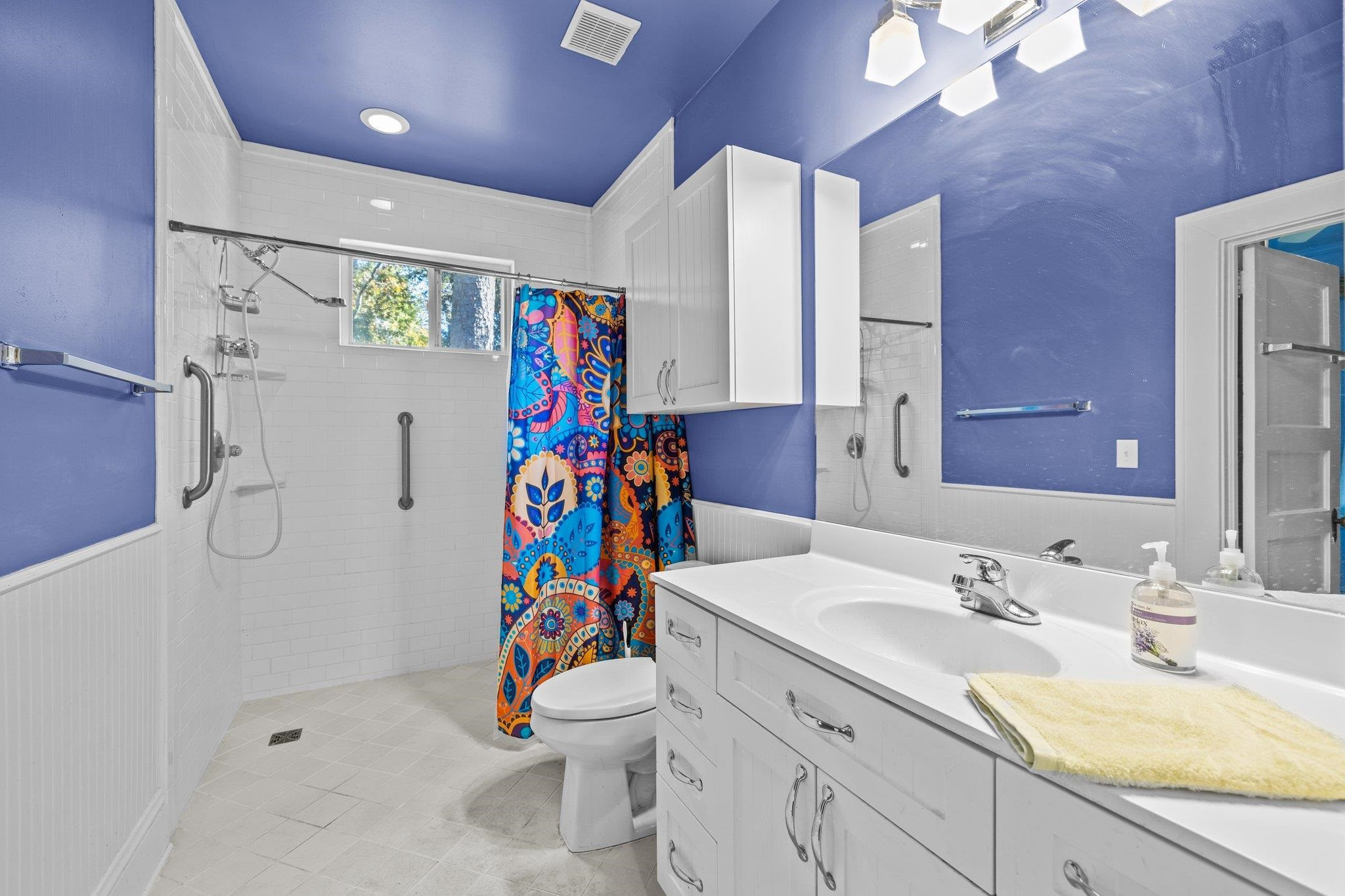 3209 Timberlake Road Raleigh, NC 27604 - Photo 27 of 82 Main House Bath