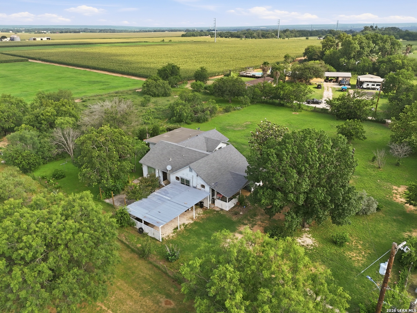 14011 Wisdom Road Atascosa, TX 78002 - Photo 30 of 35