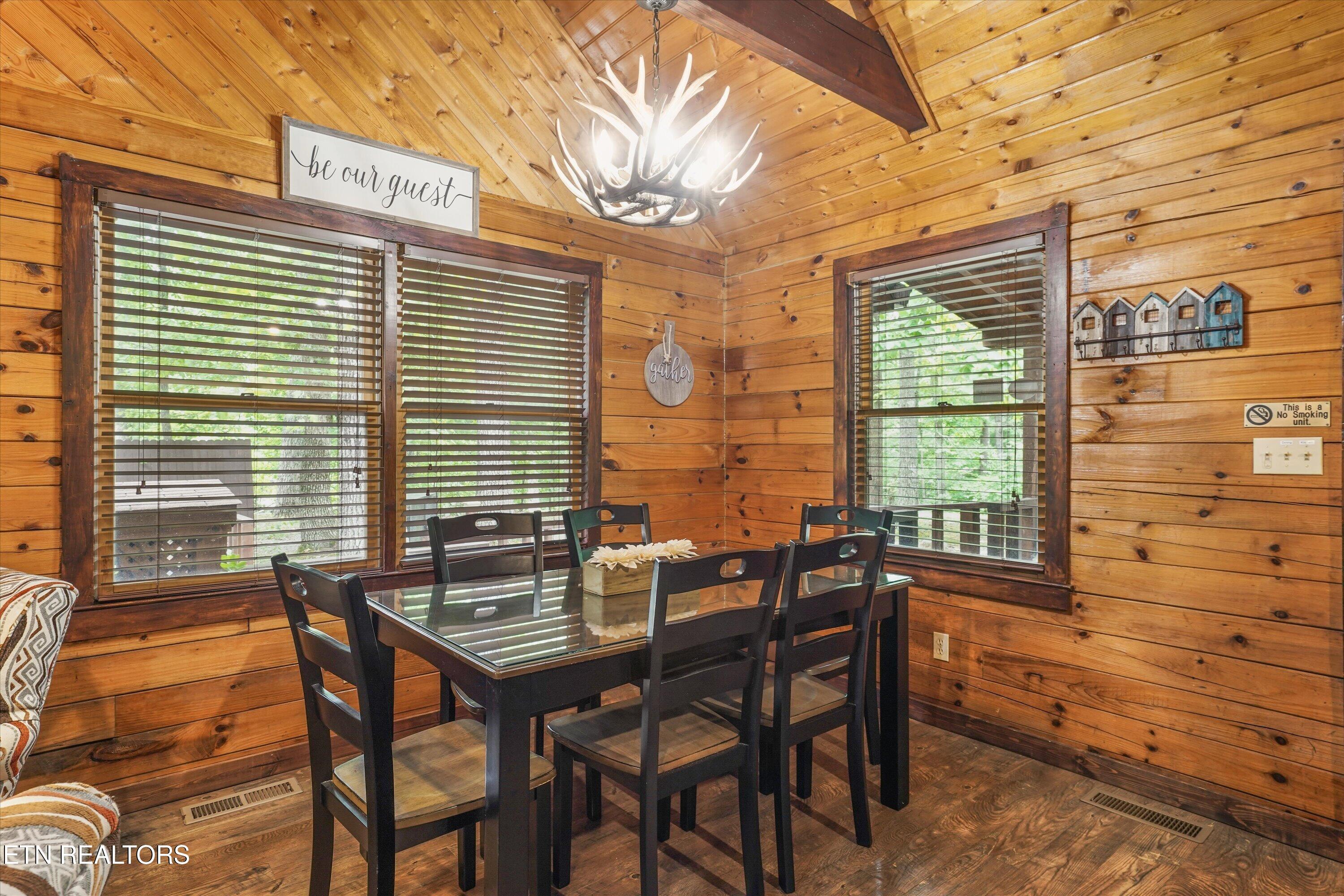 2308 Hidden Mountain Road Sevierville, TN 37876 - Photo 17 of 53 Dining Area