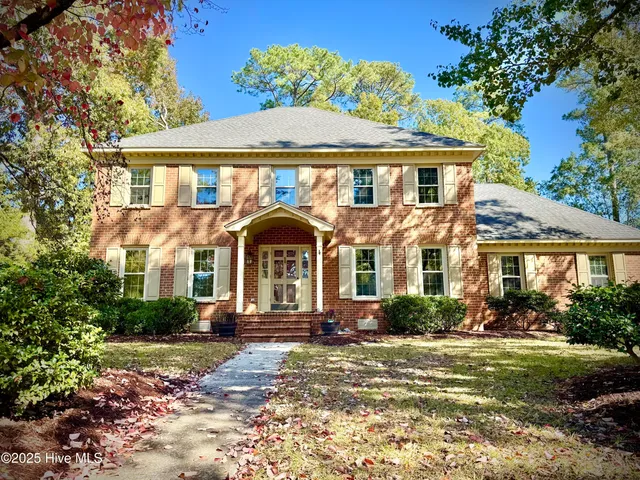 $540,000 | 703 Daventry Drive, Greenville, NC 27858