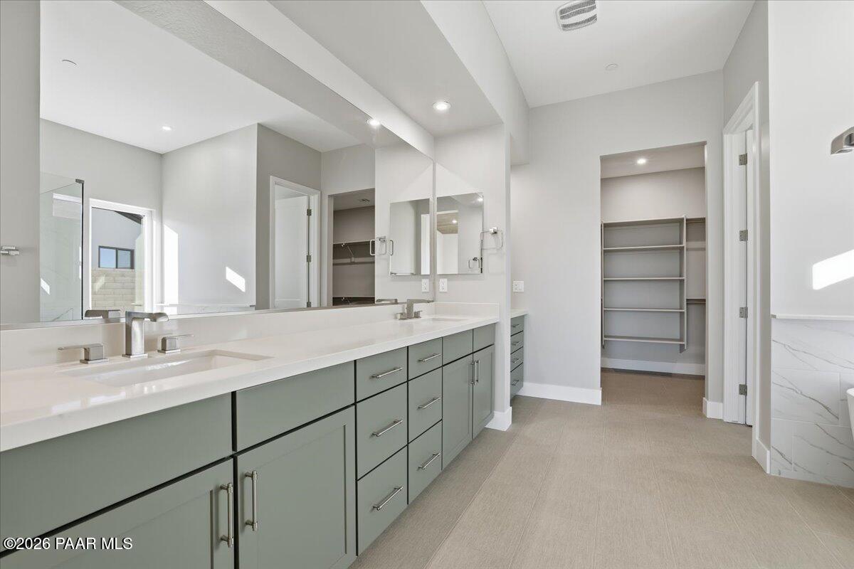 5650 Meridian Court Prescott, AZ 86305 - Photo 16 of 38 Primary Suite - 5650 Meridian Court