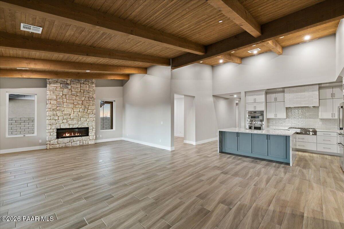 5650 Meridian Court Prescott, AZ 86305 - Photo 5 of 38 Living Room - 5650 Meridian Court