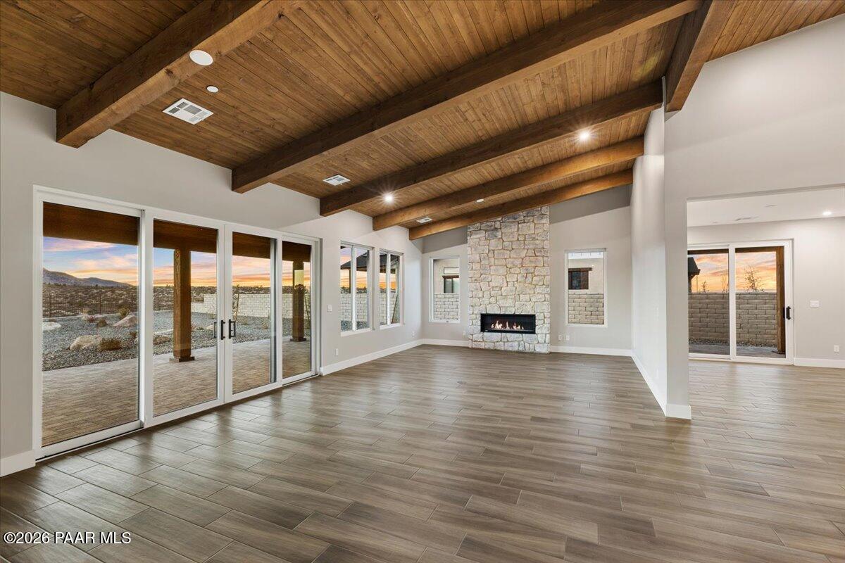 5650 Meridian Court Prescott, AZ 86305 - Photo 6 of 38 Living Room - 5650 Meridian Court