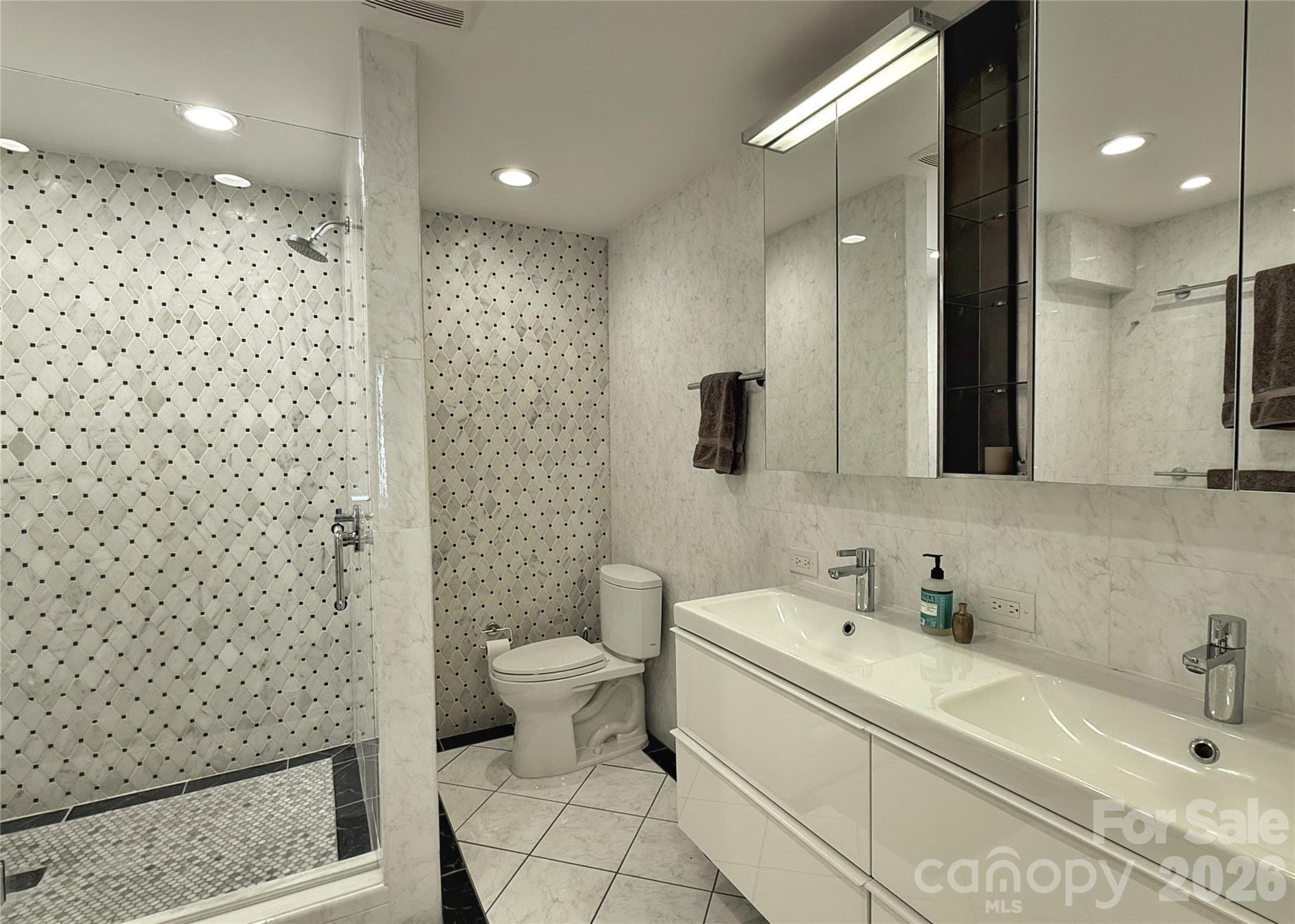 1300 Queens Road Charlotte, NC 28207 - Photo 5 of 9