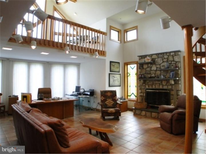 1301 Upper Stump Road Chalfont, PA 18914 - Photo 16 of 25 Great Room