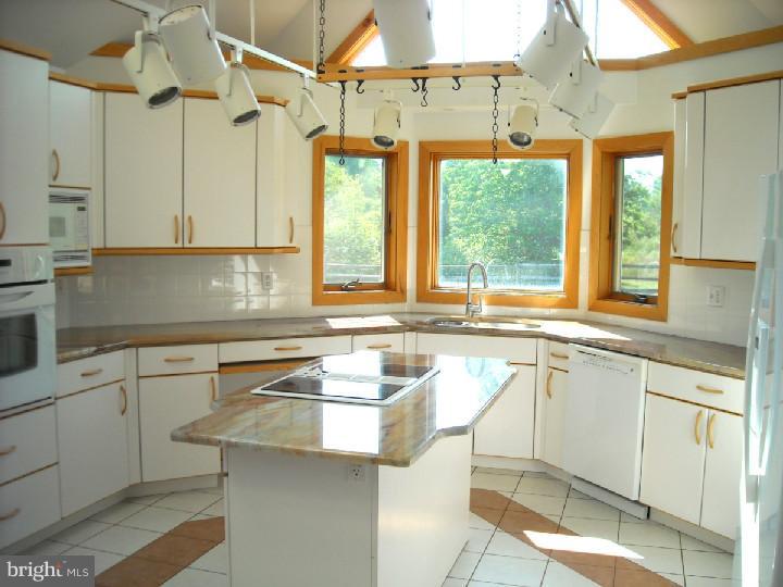 1301 Upper Stump Road Chalfont, PA 18914 - Photo 8 of 25 Kitchen
