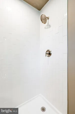 a bathroom with a tub